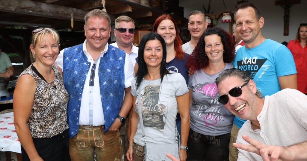Fr&uuml;hschoppen beim &bdquo;Alten Messner&ldquo;